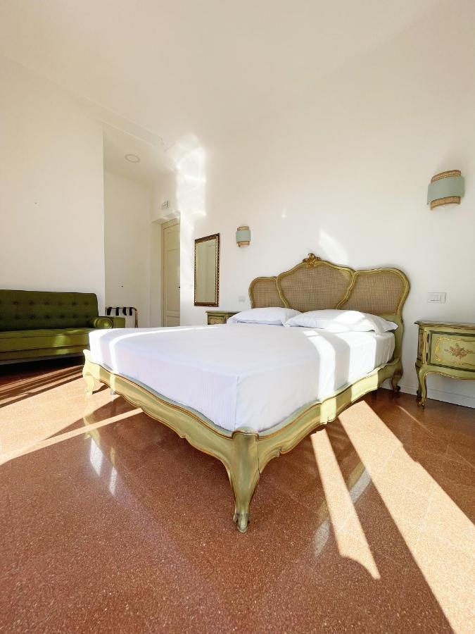 Isola - Smart Aparthotel เมสซีนา ภายนอก รูปภาพ
